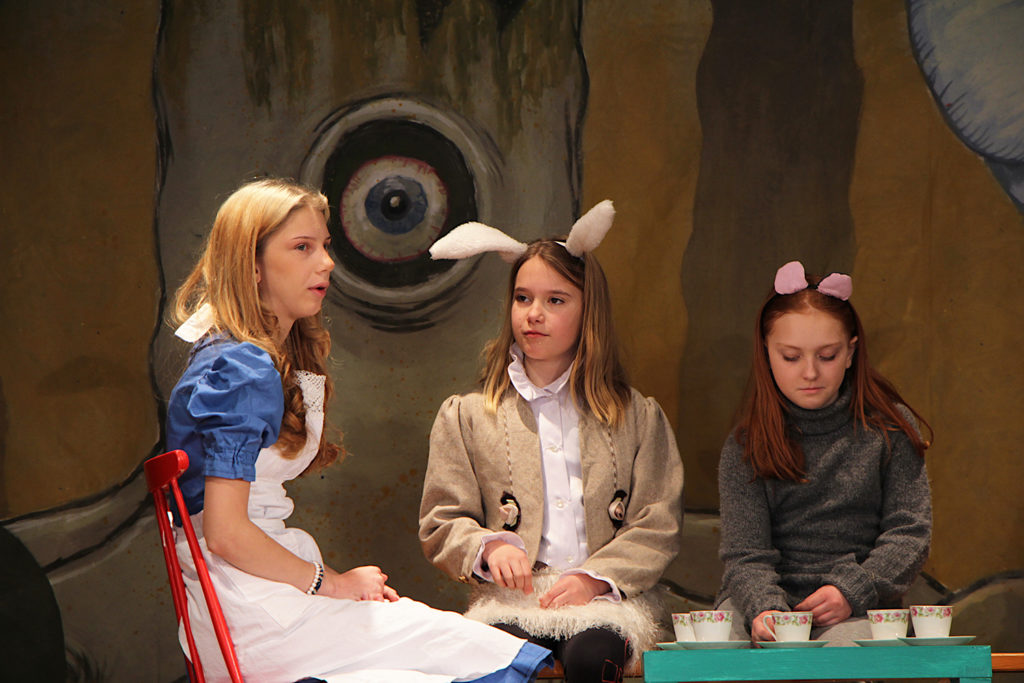 Alice i underland med kaniner